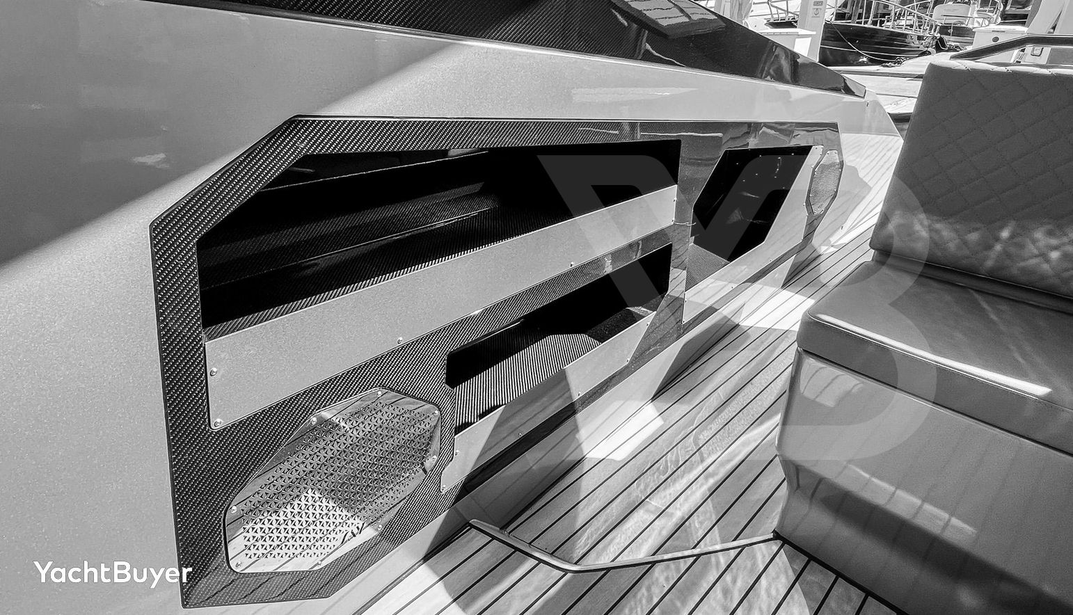 Say Carbon Yachts 42
