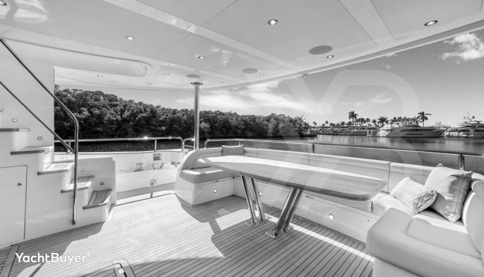 95 YACHT