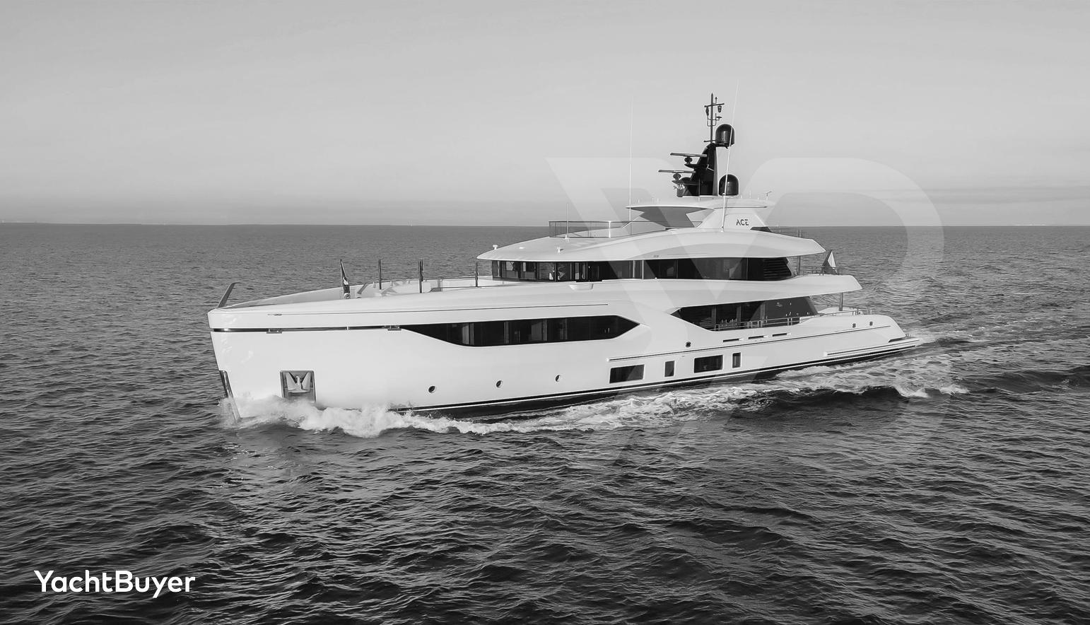 CONRAD C144S HULL #4