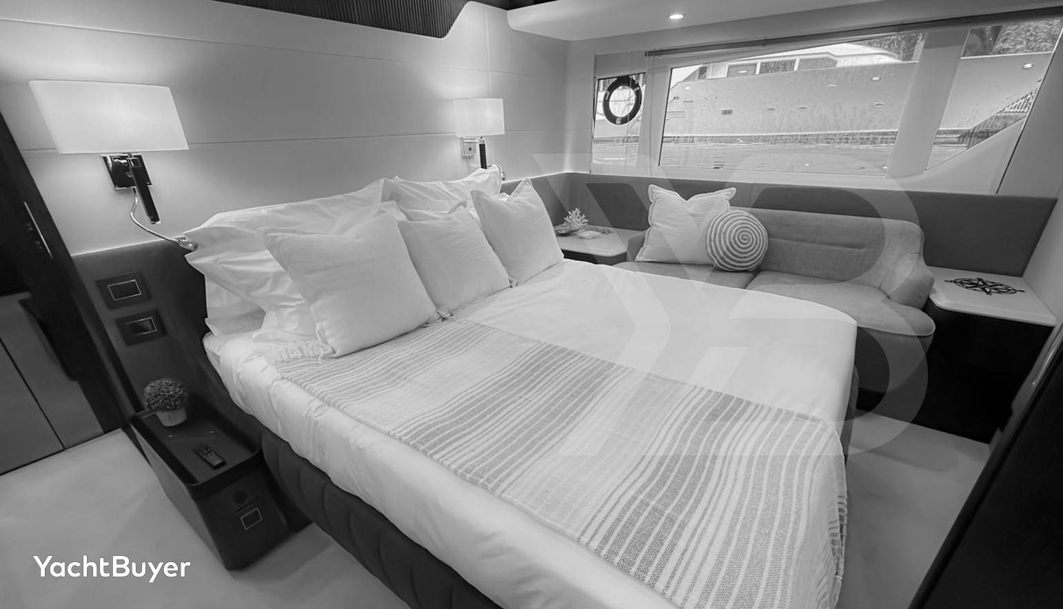 FAIRLINE PHANTOM