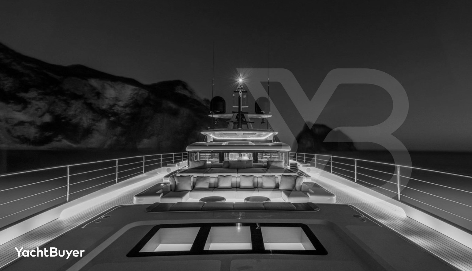 CLUB M