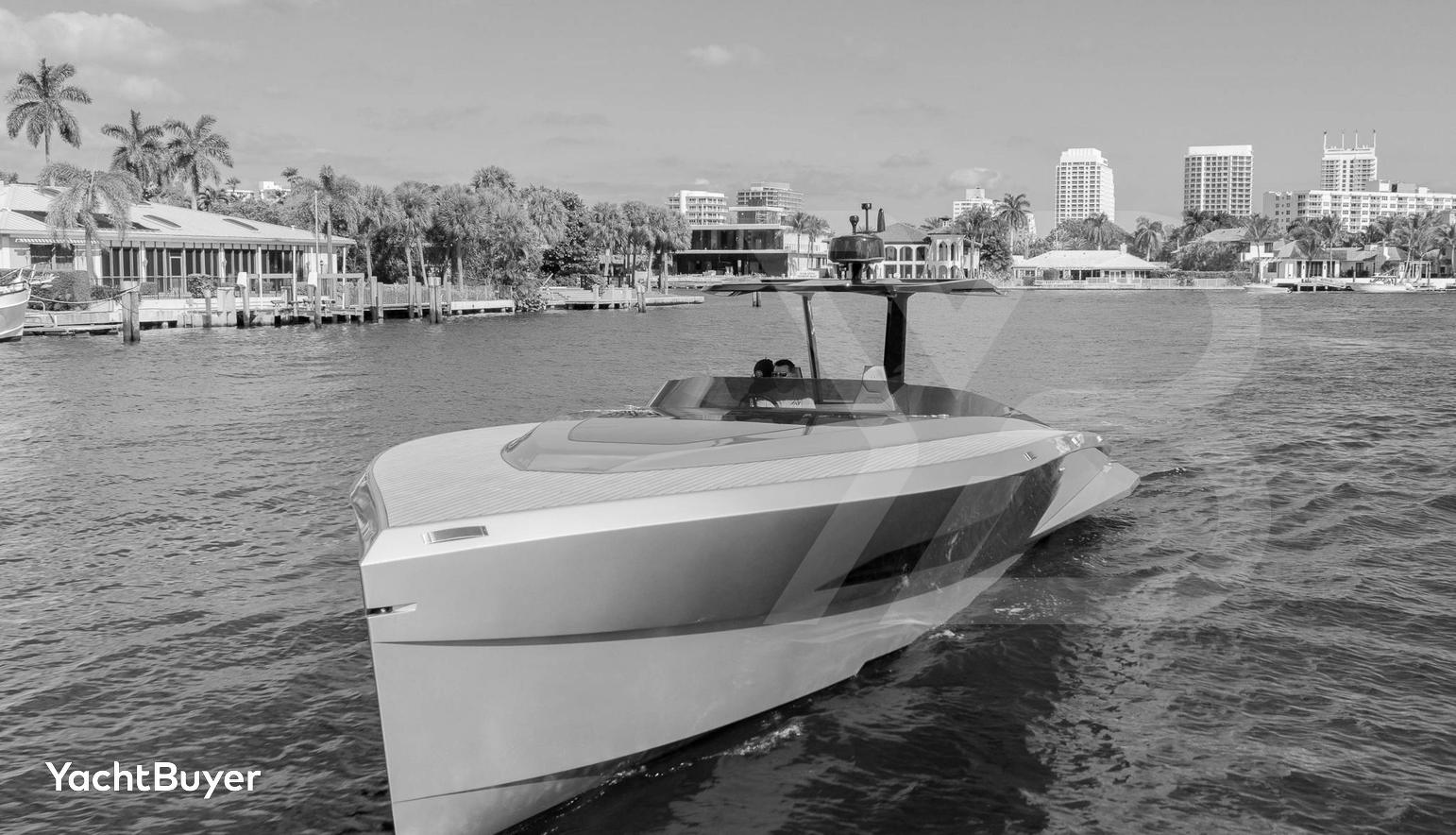Say Carbon Yachts 42