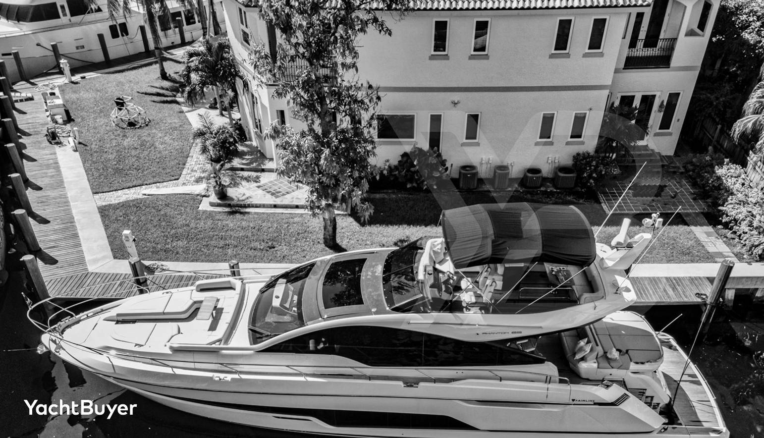 FAIRLINE PHANTOM