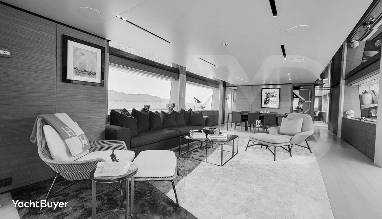 CUSTOM LINE NAVETTA 33, 2019