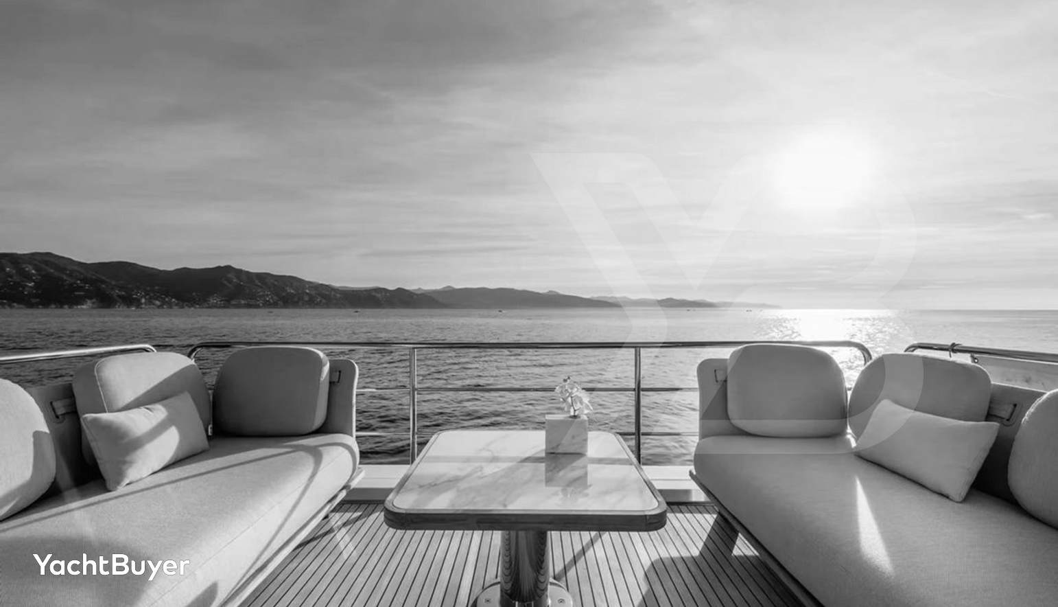 AZIMUT 60 FLY