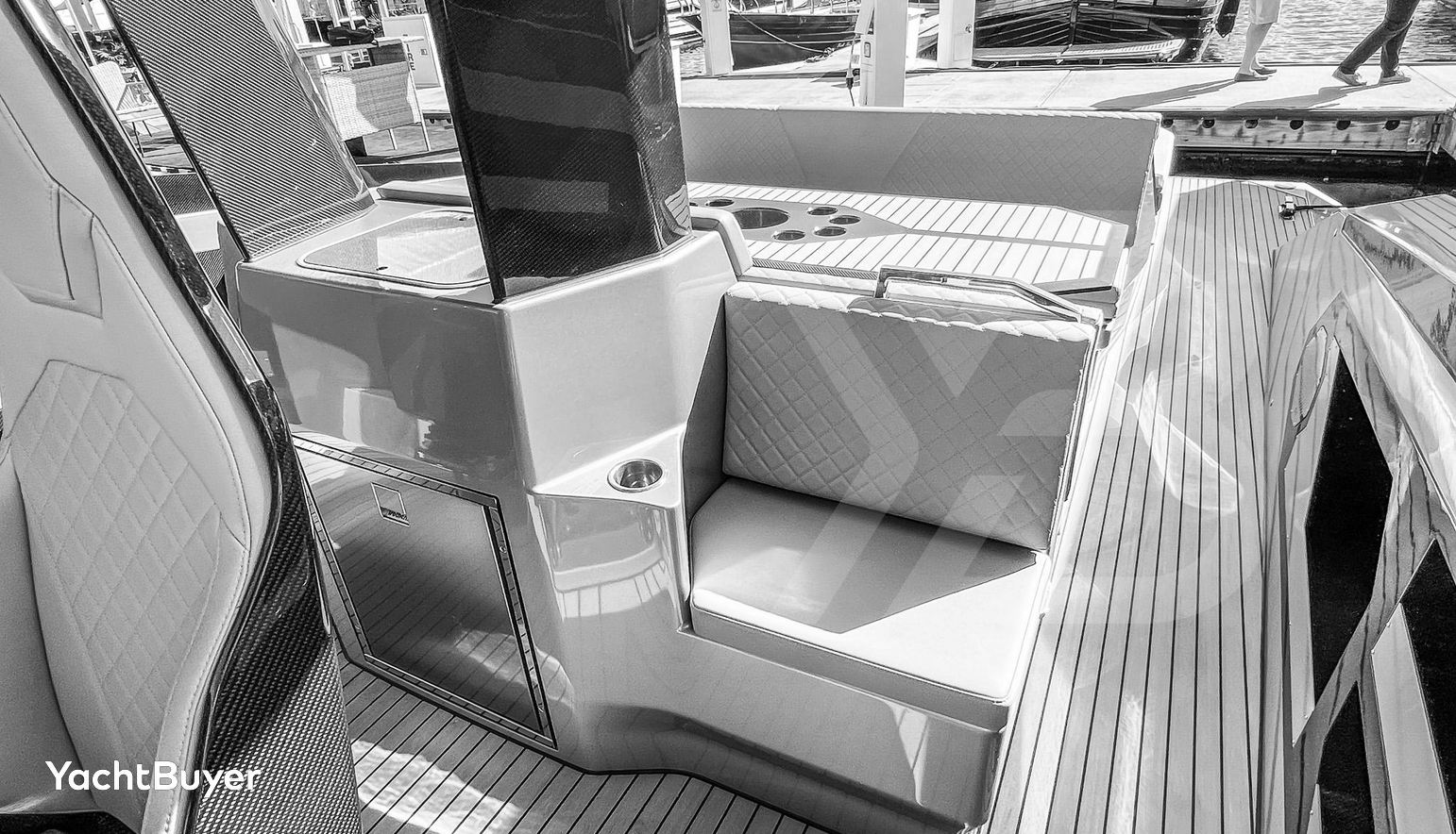 Say Carbon Yachts 42