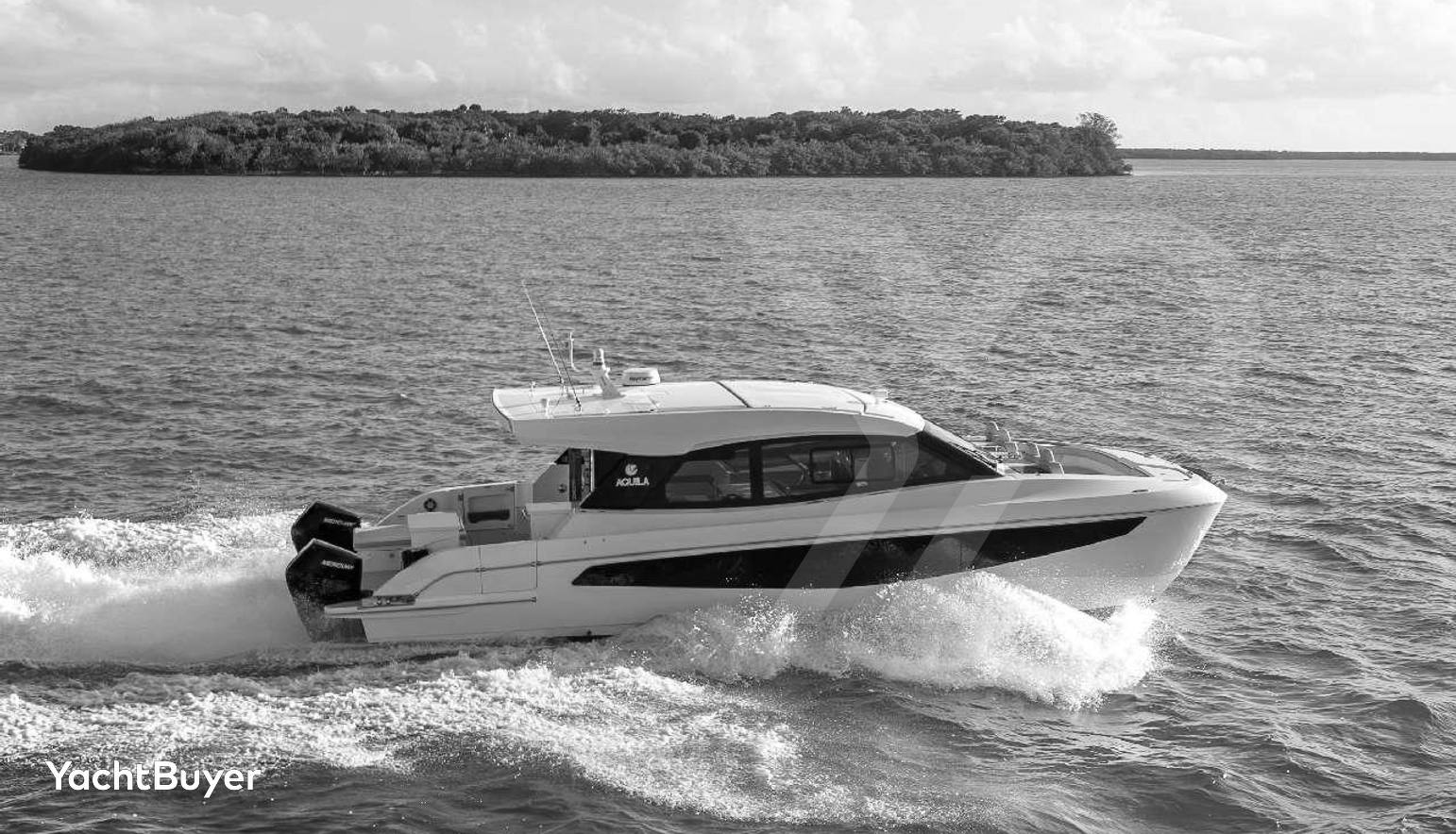 Aquila 42 Coupe