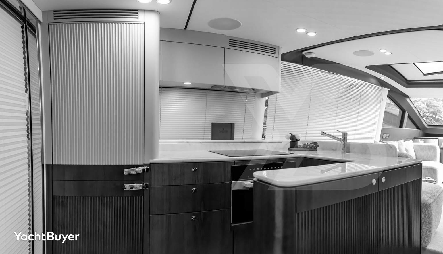 FAIRLINE PHANTOM
