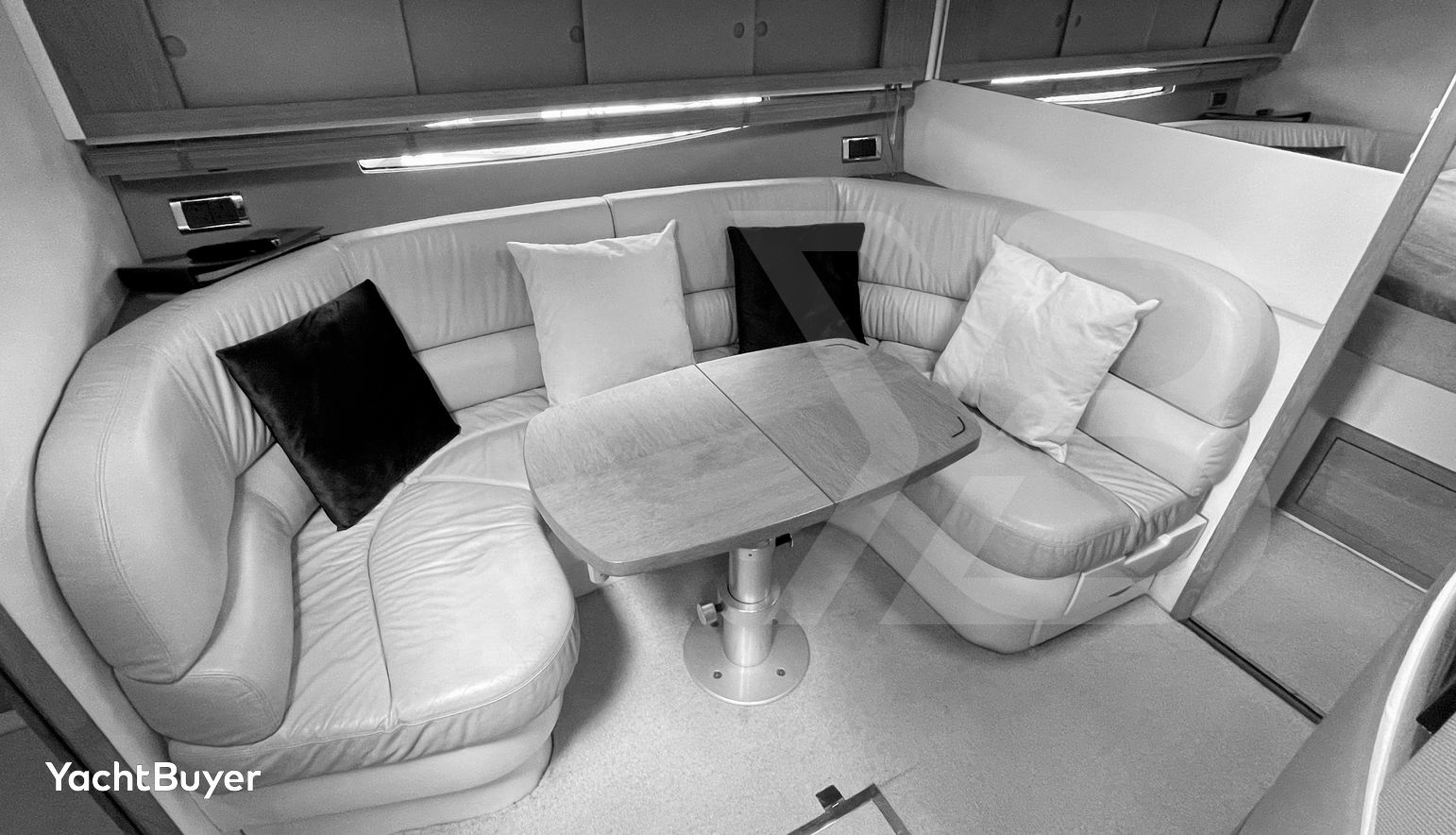 Fairline Targa 38