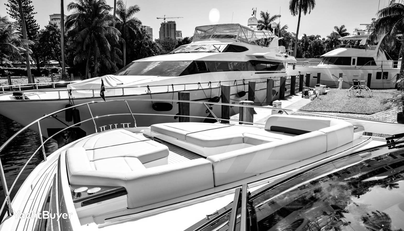 FAIRLINE PHANTOM