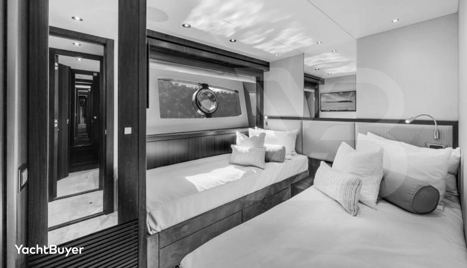 95 YACHT