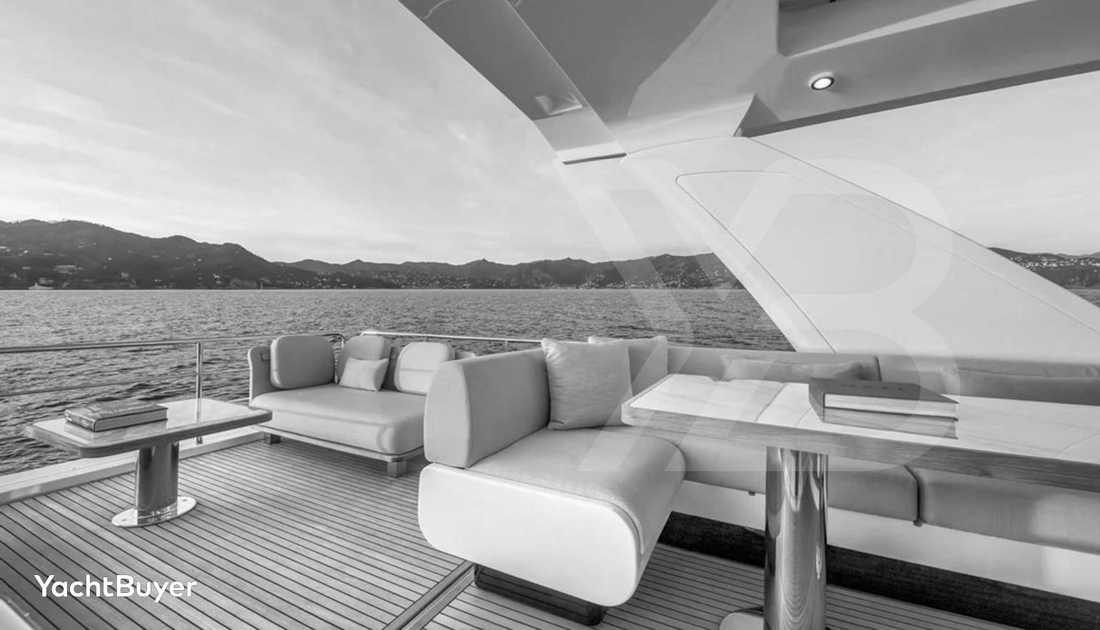 AZIMUT 60 FLY