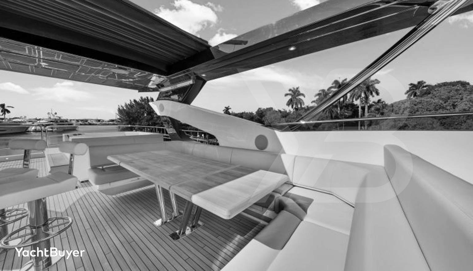 95 YACHT
