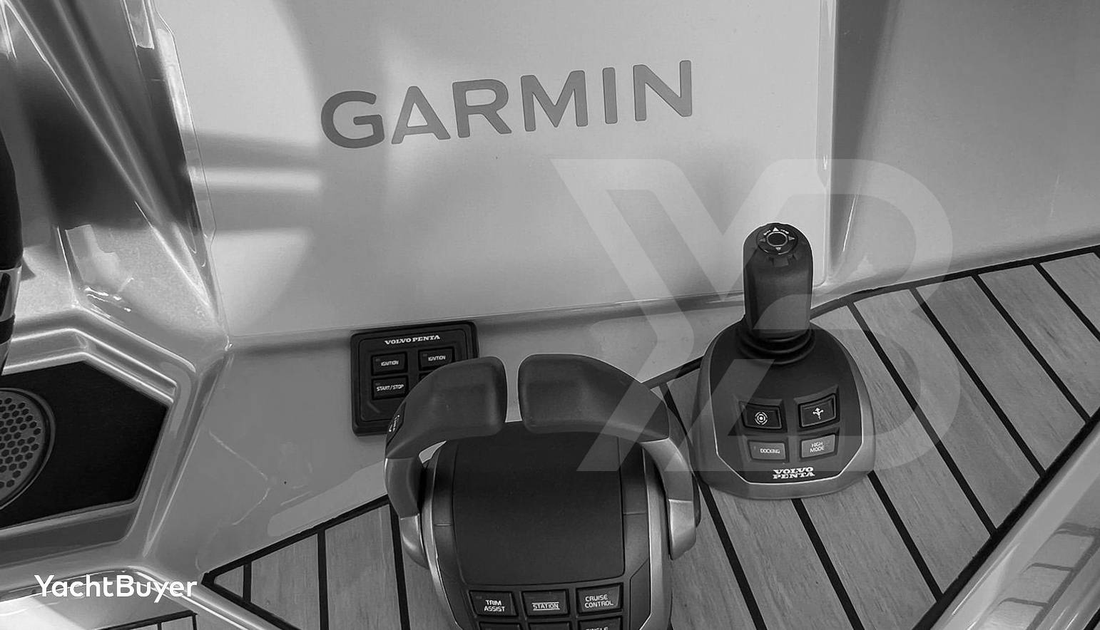 Say Carbon Yachts 42