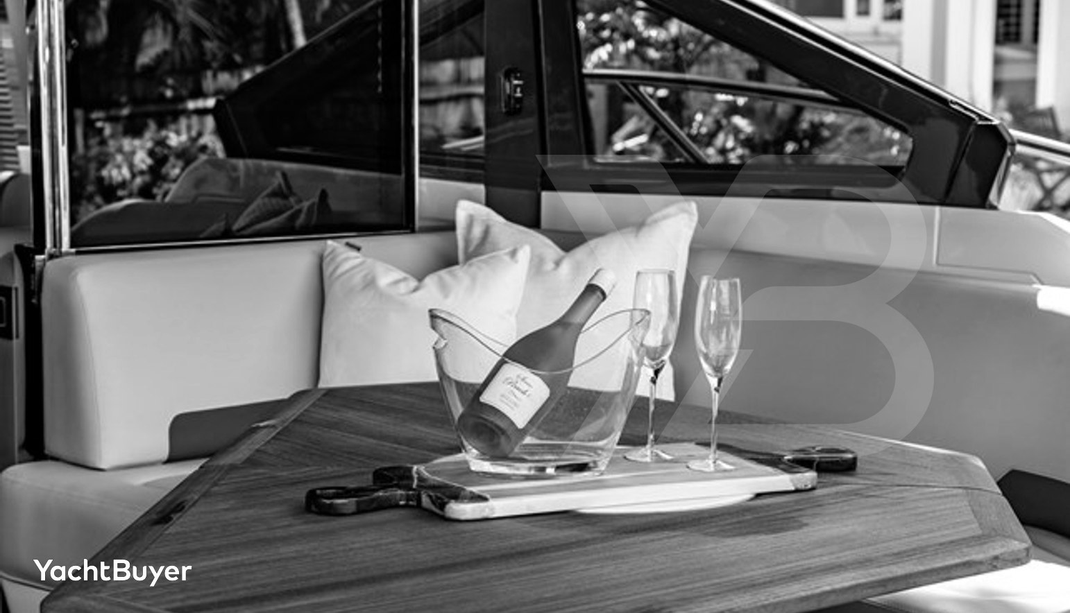 FAIRLINE PHANTOM