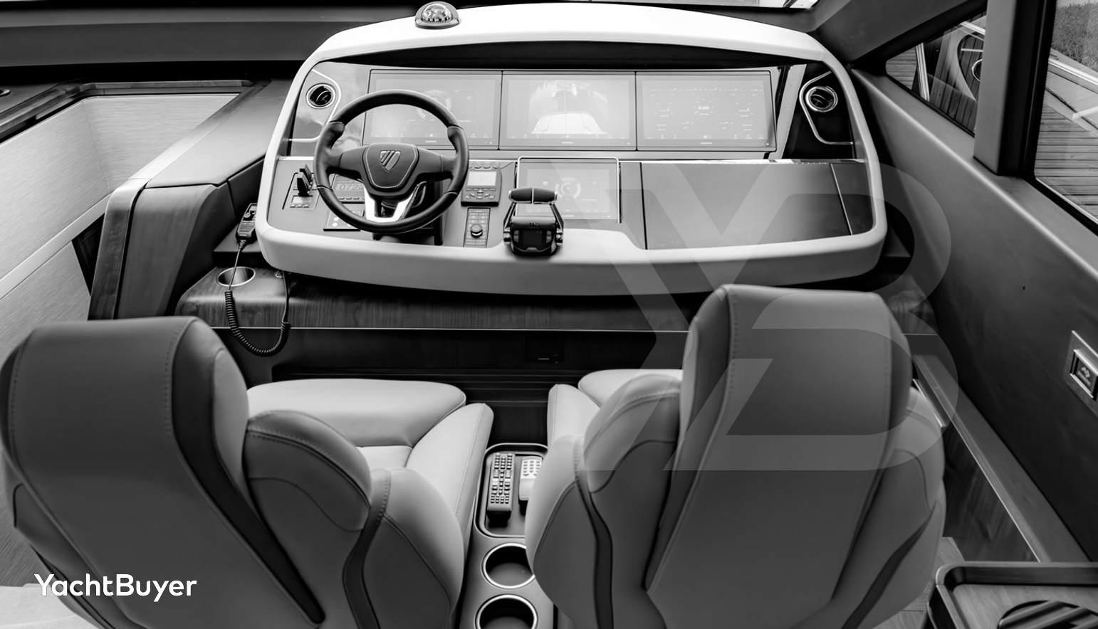 FAIRLINE PHANTOM