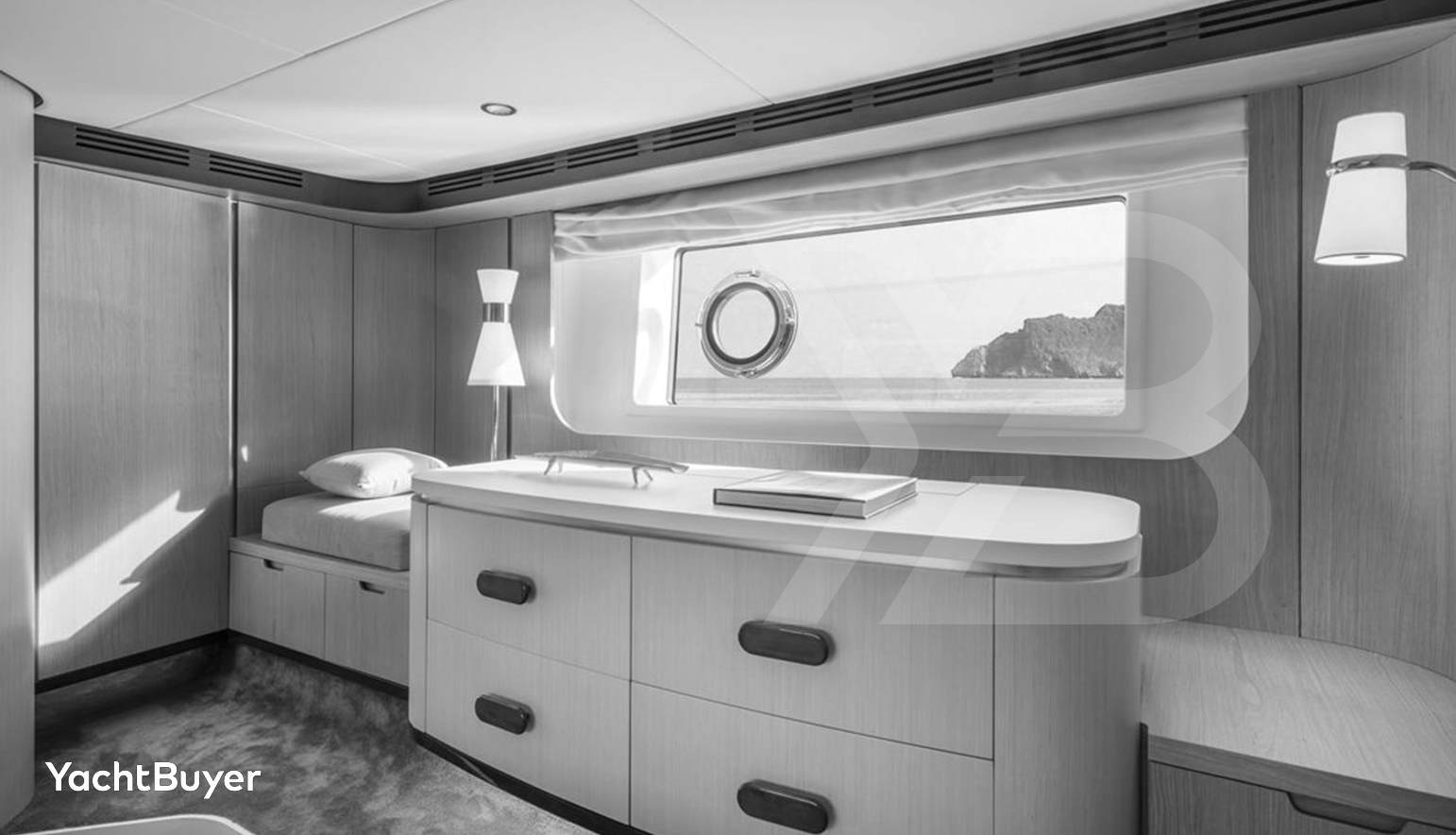 AZIMUT 60 FLY
