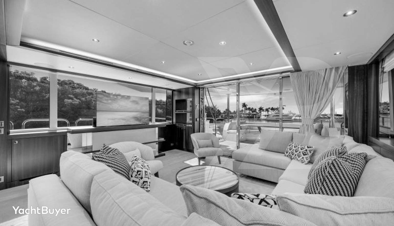 95 YACHT