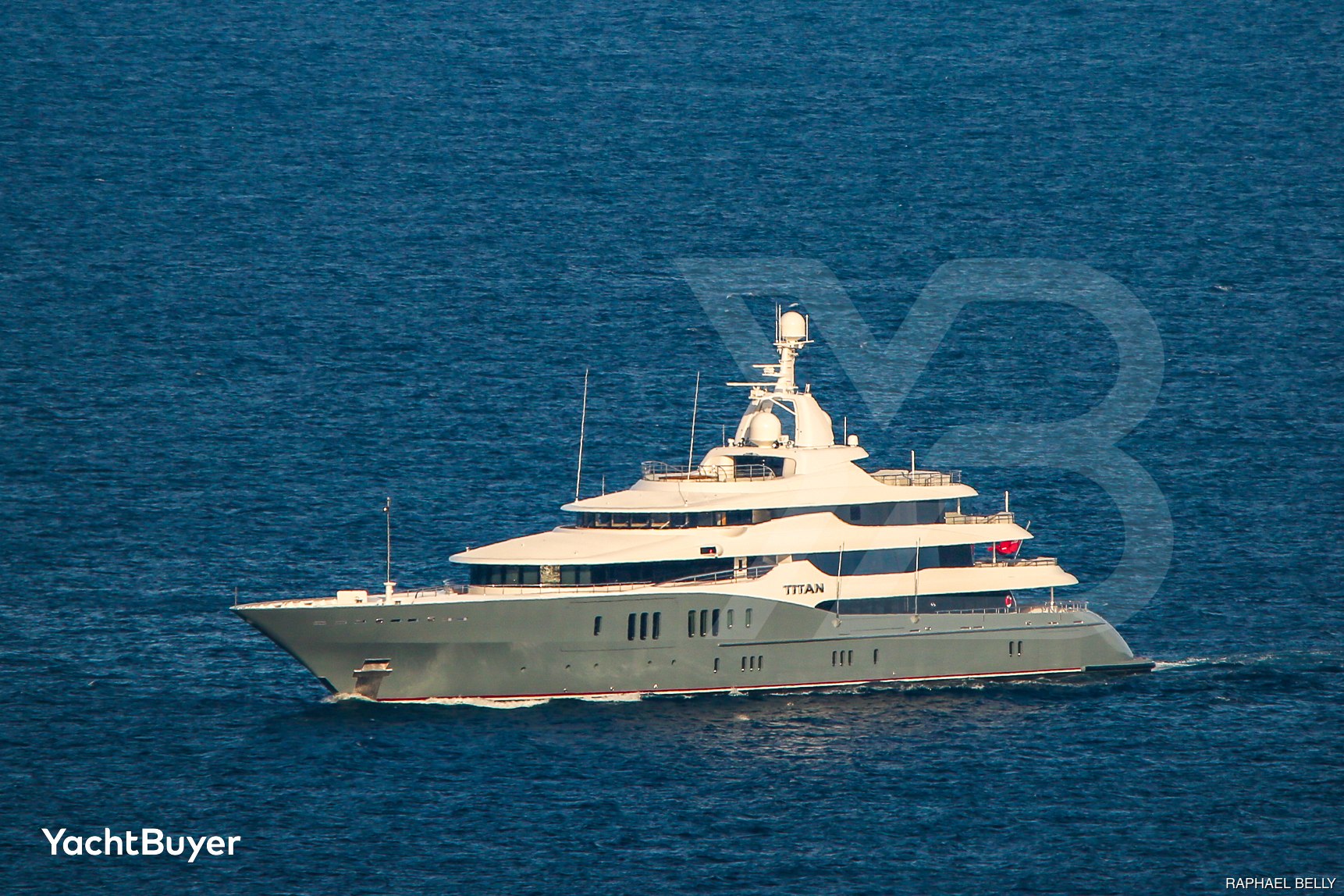 Albert Marquet、YACHTS、海外版超希少レゾネ、新品額付 titan-yacht-exterior-2.jpg