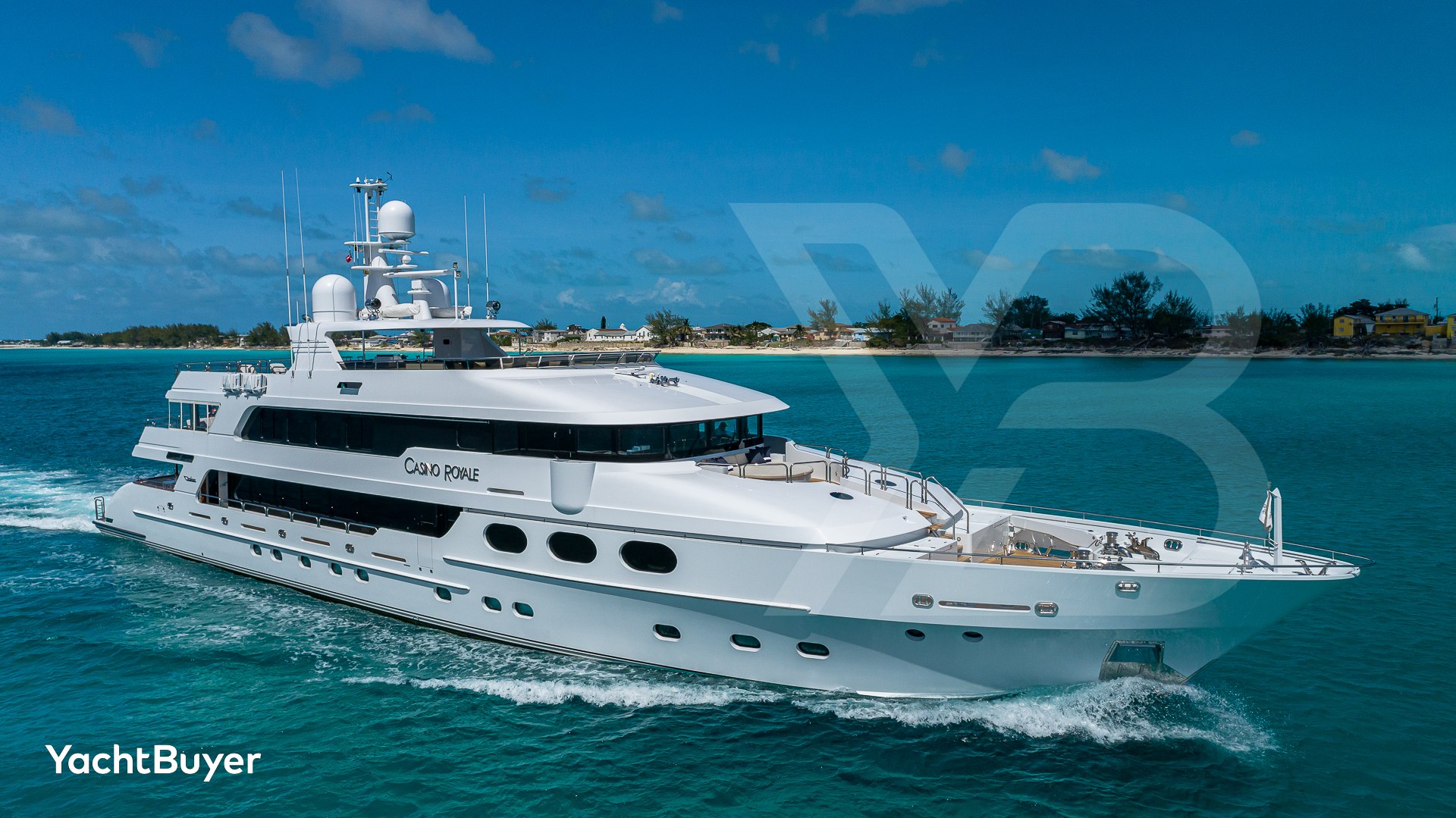 lady-elaine-yacht-exterior-2.jpg