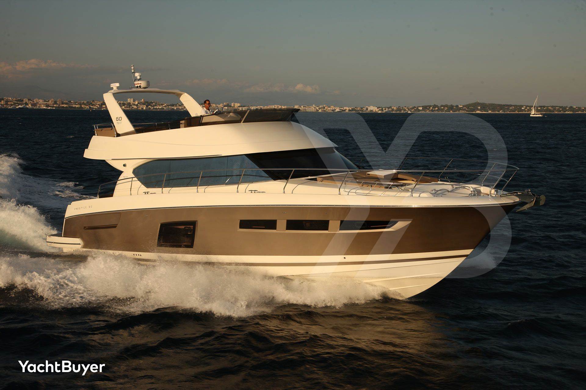 洋楽 prestige Newport Coast Luxury Yacht Charters adds the Prestige X-60 to