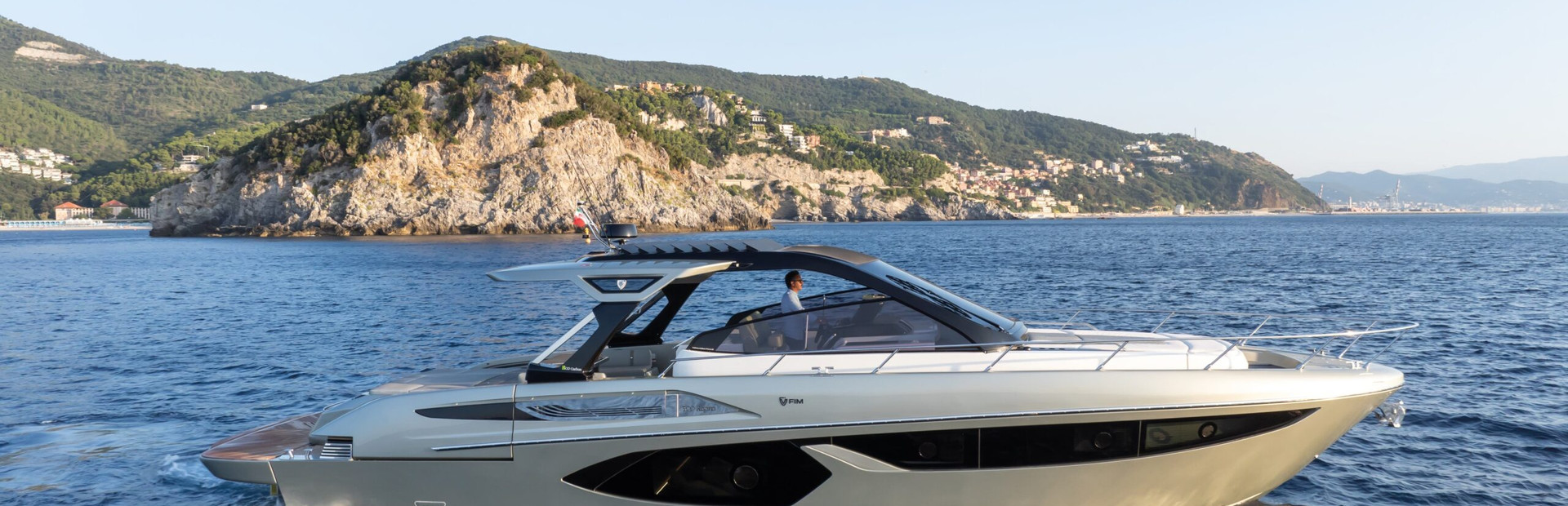 FIM Boat Reviews, Yacht 5