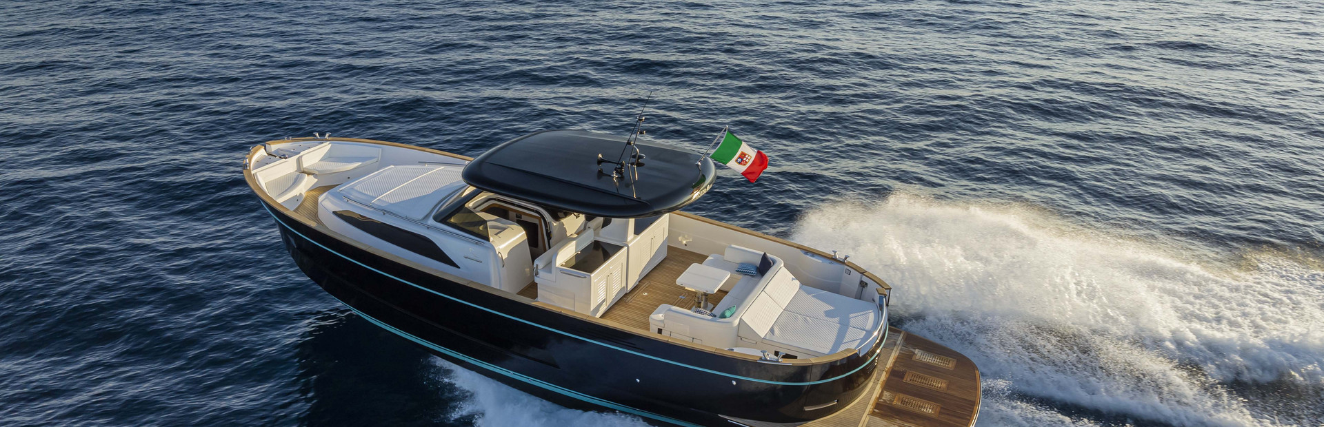 Apreamare Boat Reviews, Yacht 3