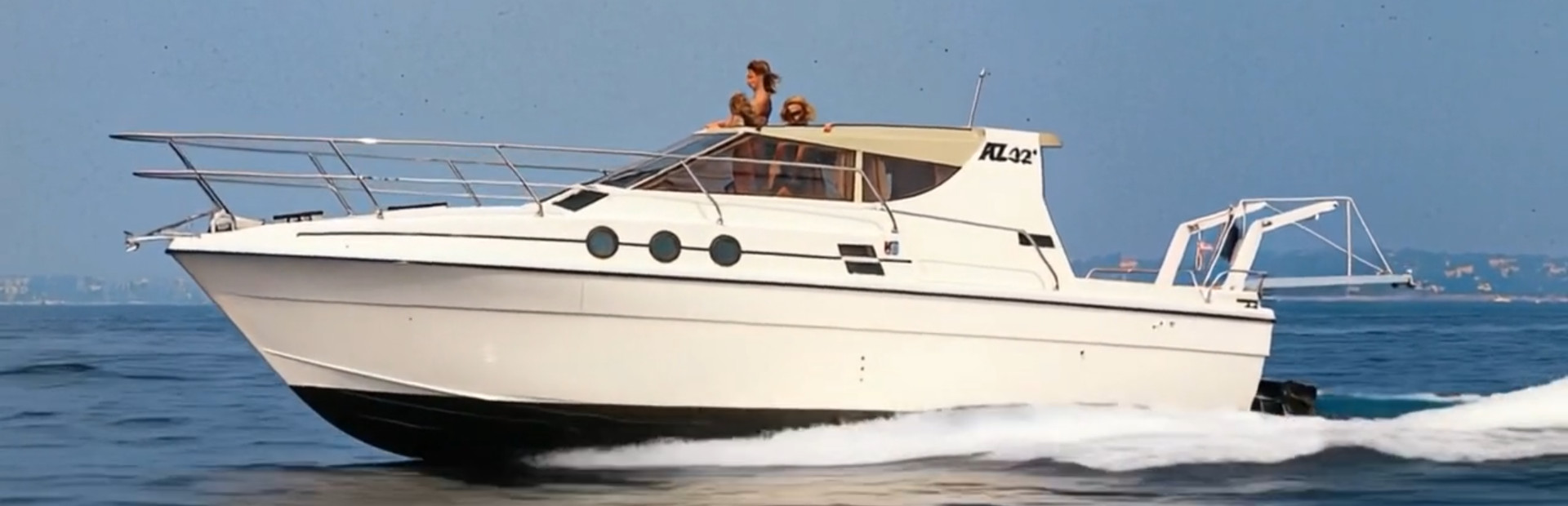Azimut AZ 32' Targa Yachts For Sale