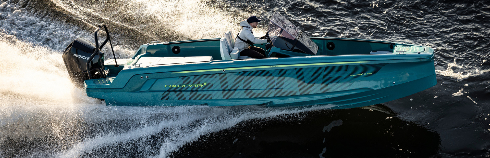 Axopar Revolve XXII Boats For Sale