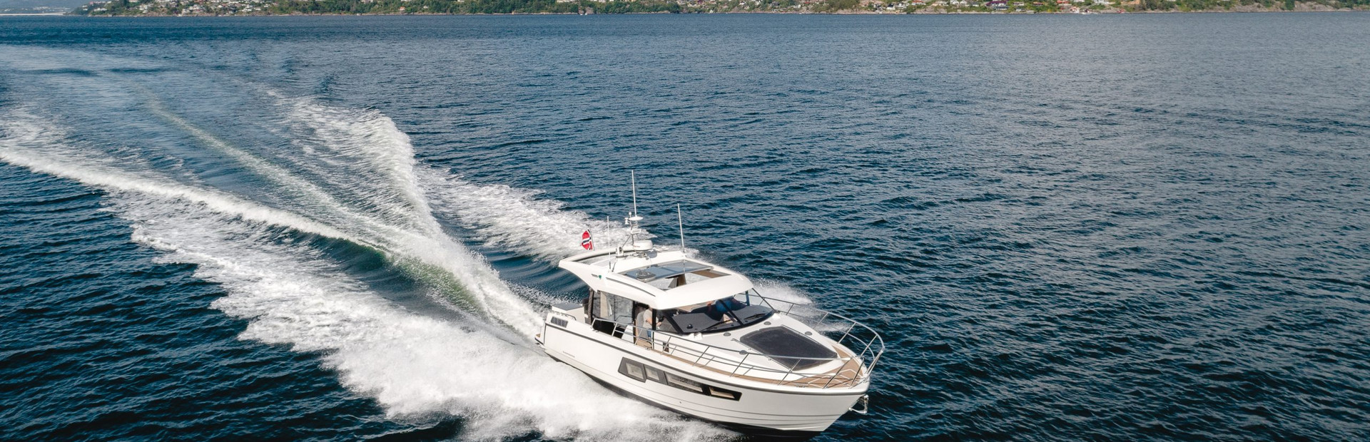 Viknes Yacht Reviews, Yacht 4