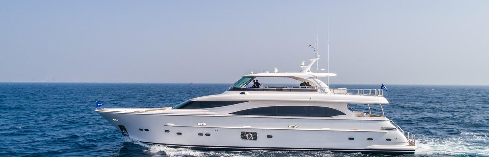 Horizon E98 Yachts For Sale