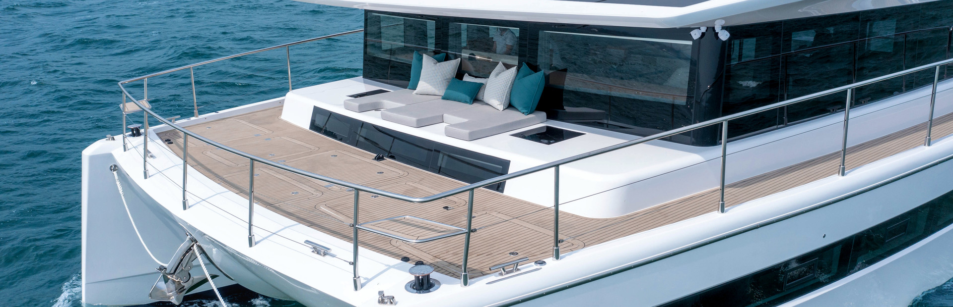 Silent Yacht Reviews, Yacht 2