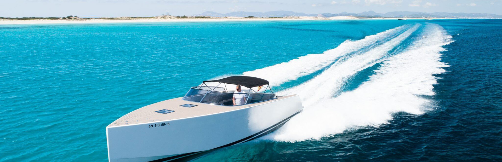 VanDutch Yacht Reviews, Yacht 1