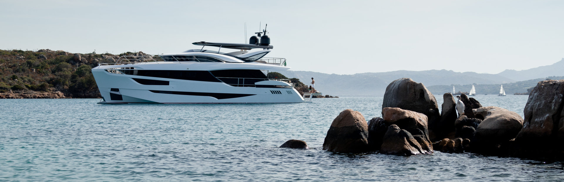 Dominator Yacht Reviews, Yacht 5