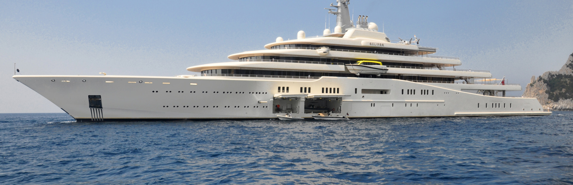 large ocean going superyacht 