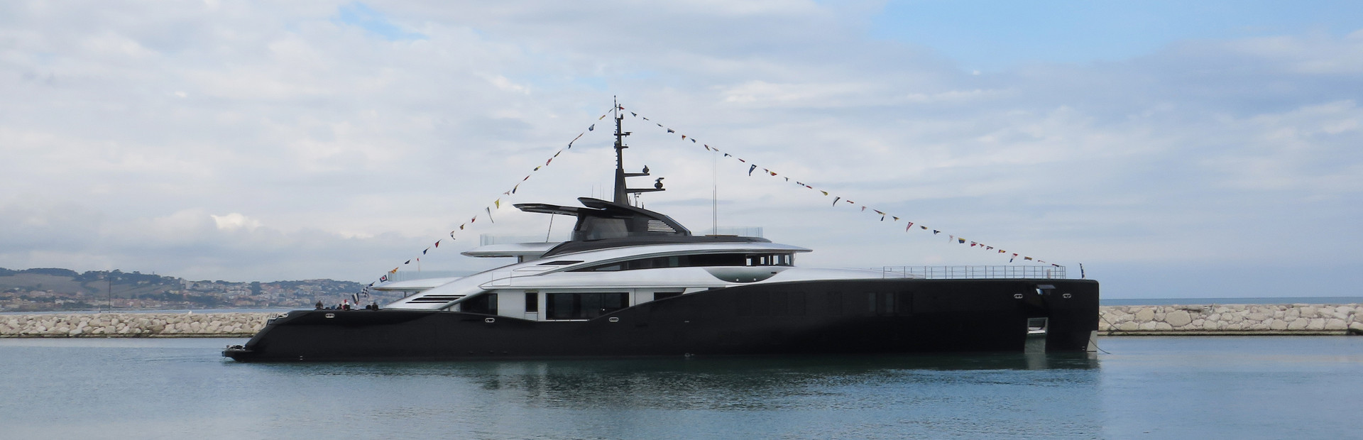 ISA Gran Turismo 67M Yachts For Sale
