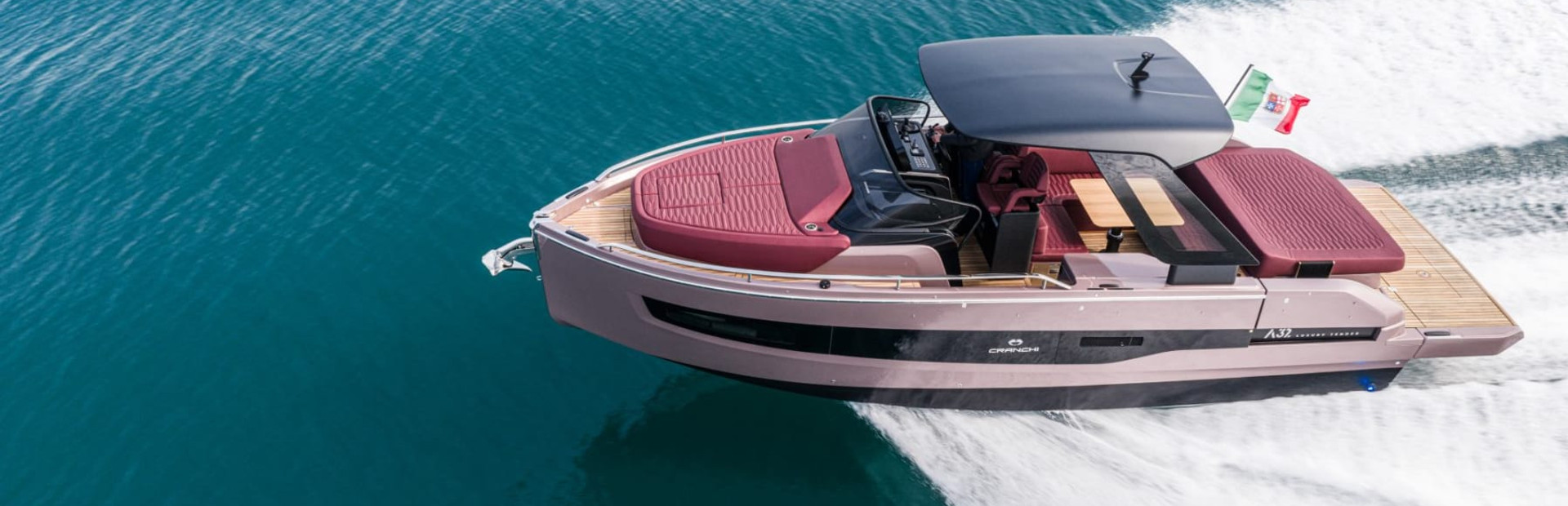 Cranchi A32 Luxury Tender  T-Top Boats For Sale