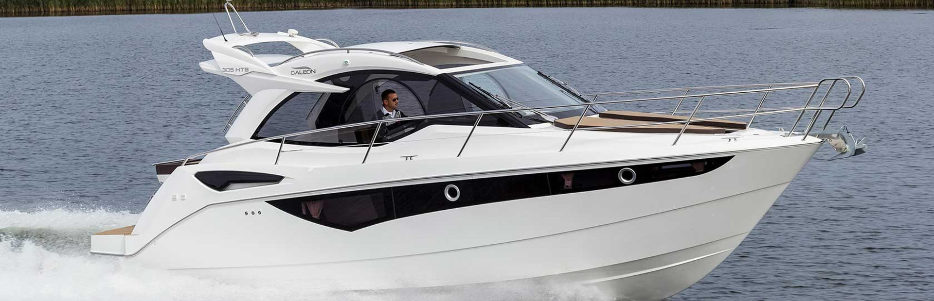 Galeon 305 HTS Boats For Sale