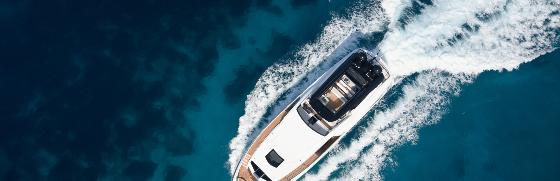 Dominator Yacht Reviews, Yacht 4