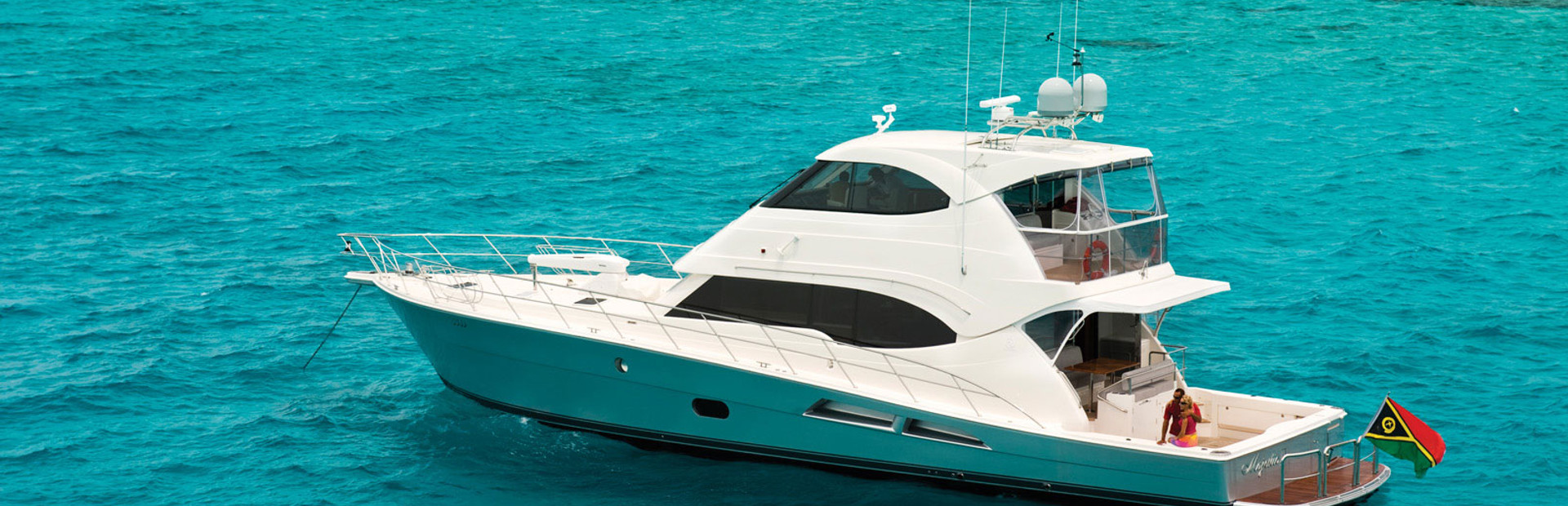 77 Enclosed Flybridge Yachts For Sale