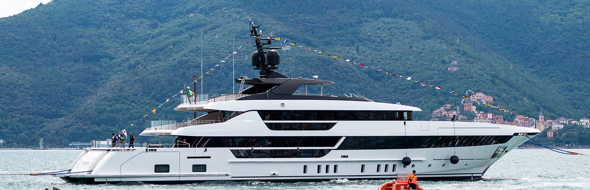 Sanlorenzo 52 Steel NEO Yachts For Sale