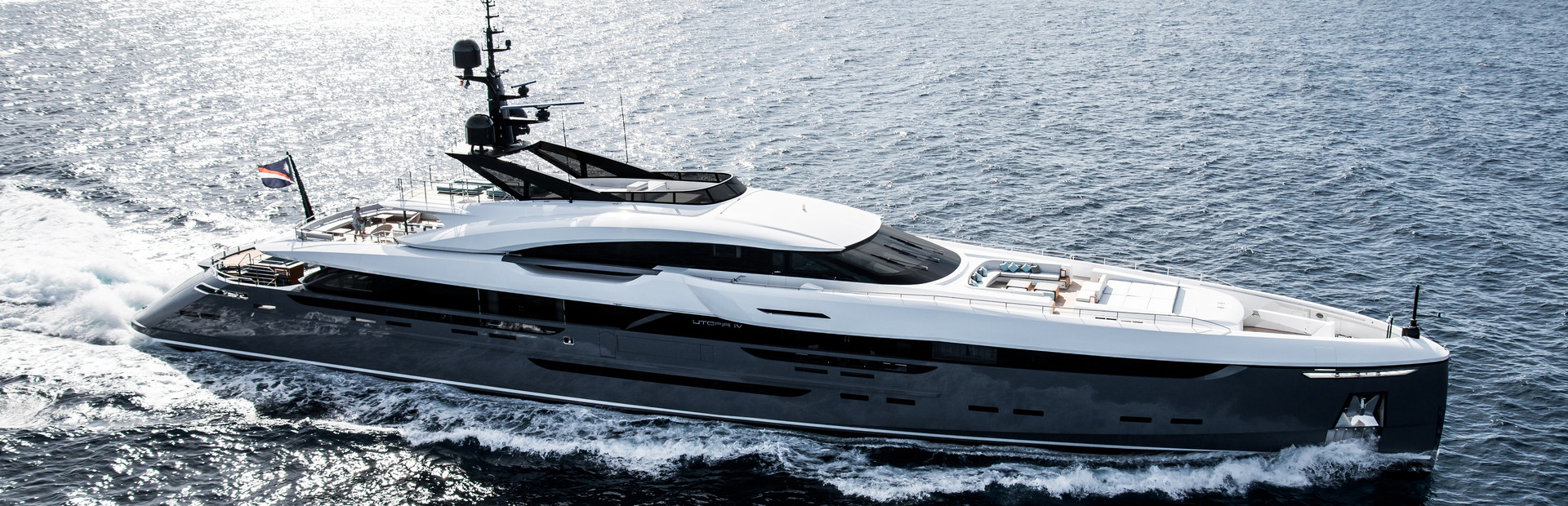 Rossinavi superyacht UTOPIA IV on water