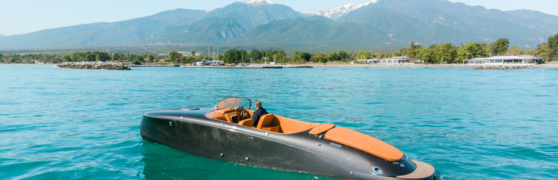 Seven Seas Yacht Reviews, Yacht 2