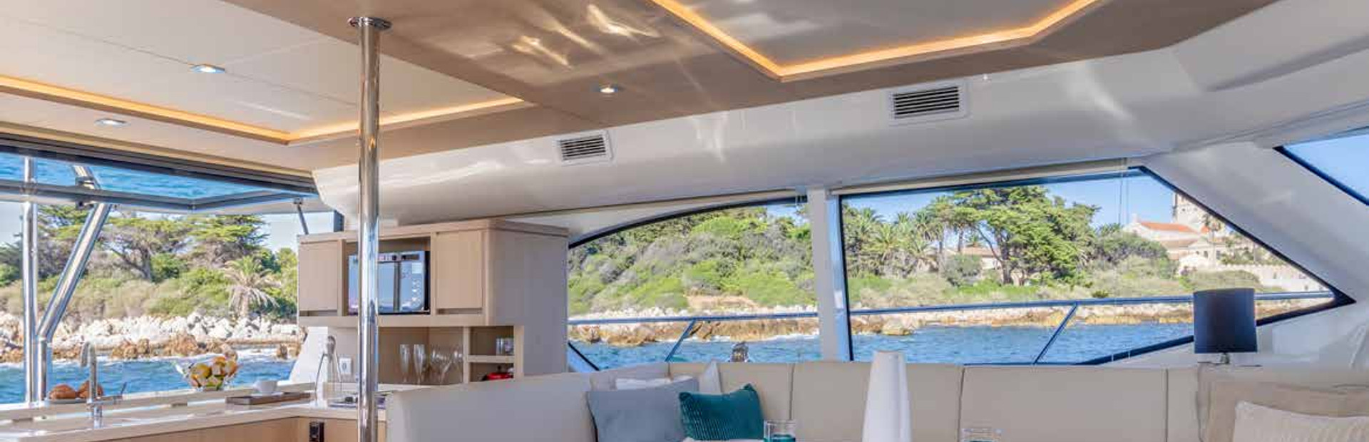 Aquila Boat Reviews, Yacht 3