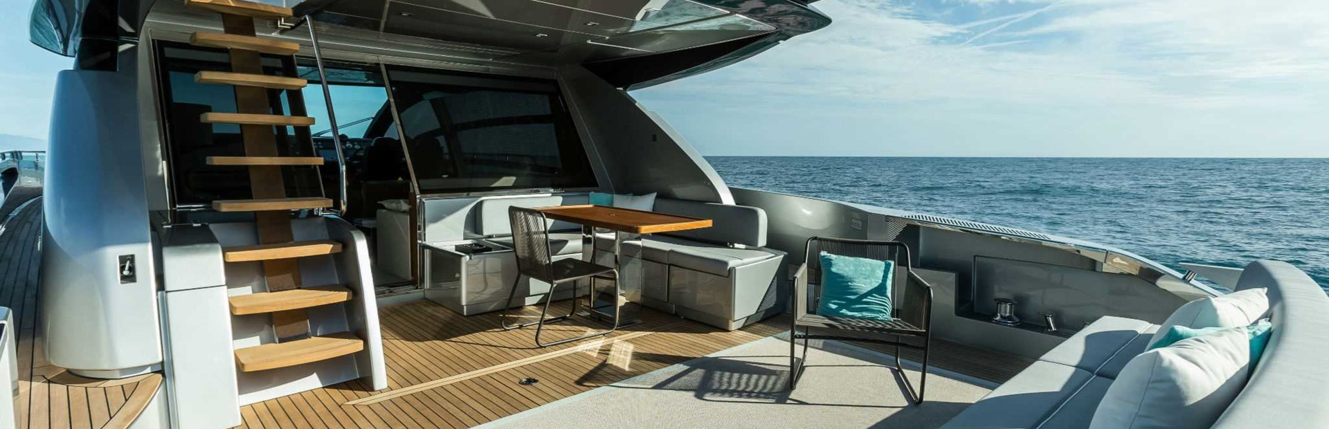 Riva 122 Mythos