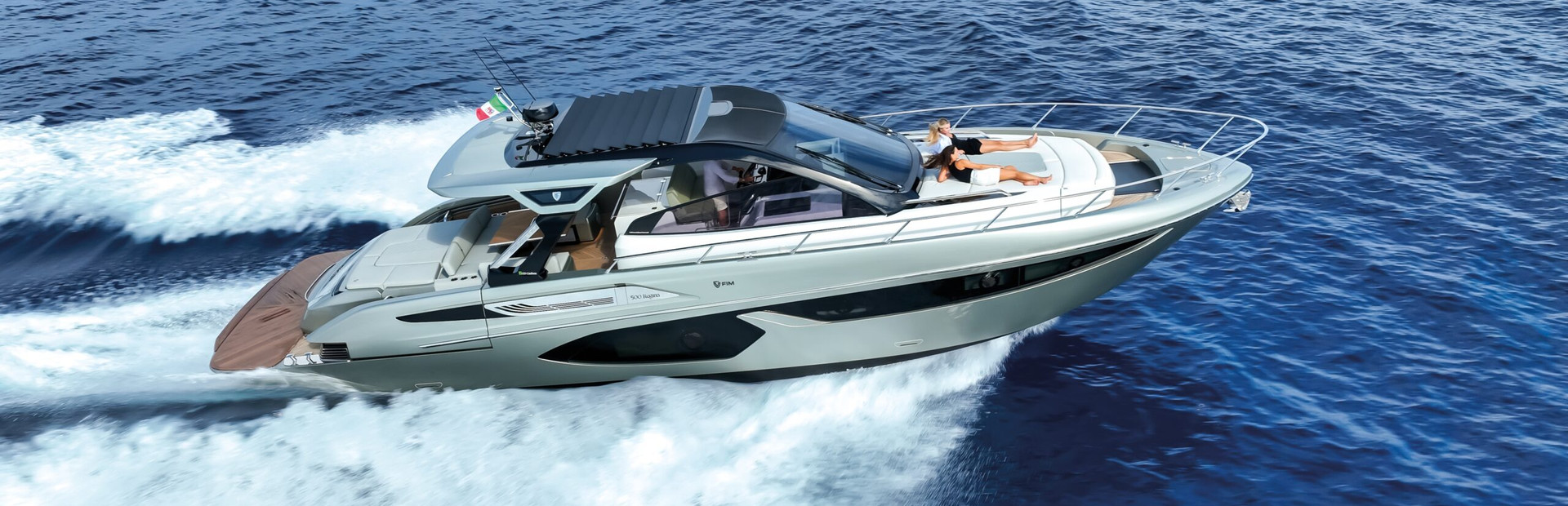 FIM Boat Reviews, Yacht 1