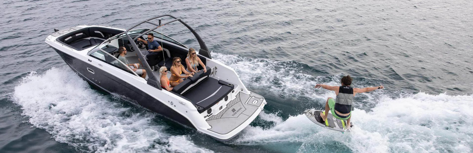 Four Winns HD8 Surf Boats For Sale