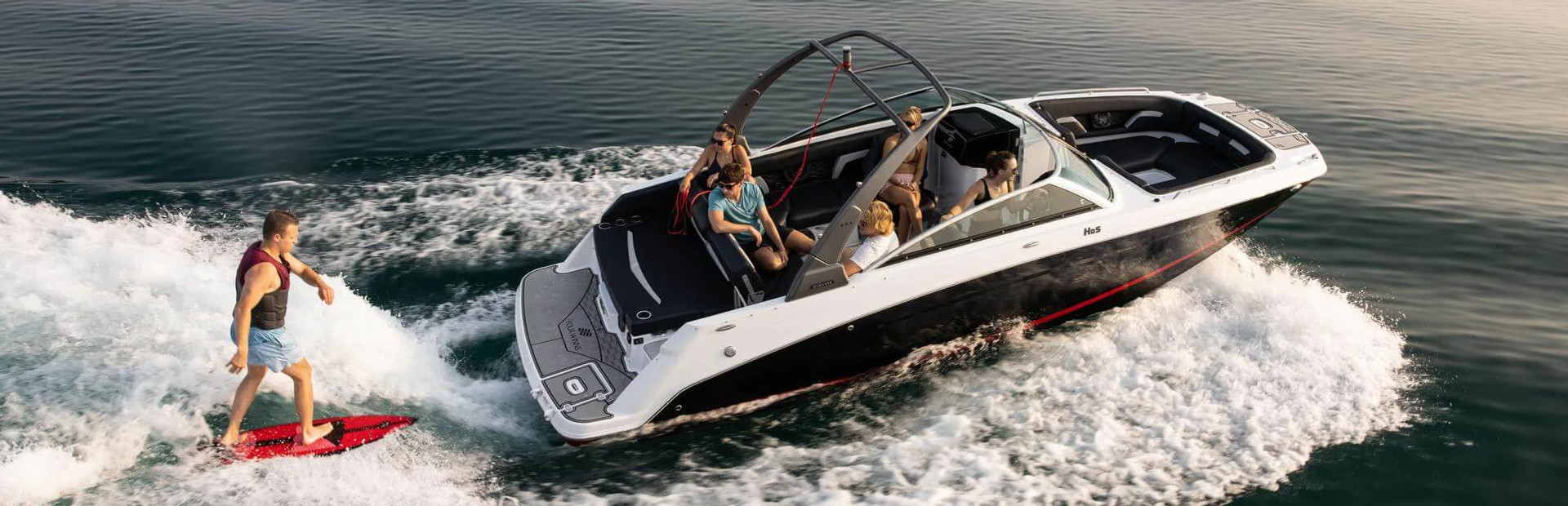 Four Winns HD5 Surf Boats For Sale