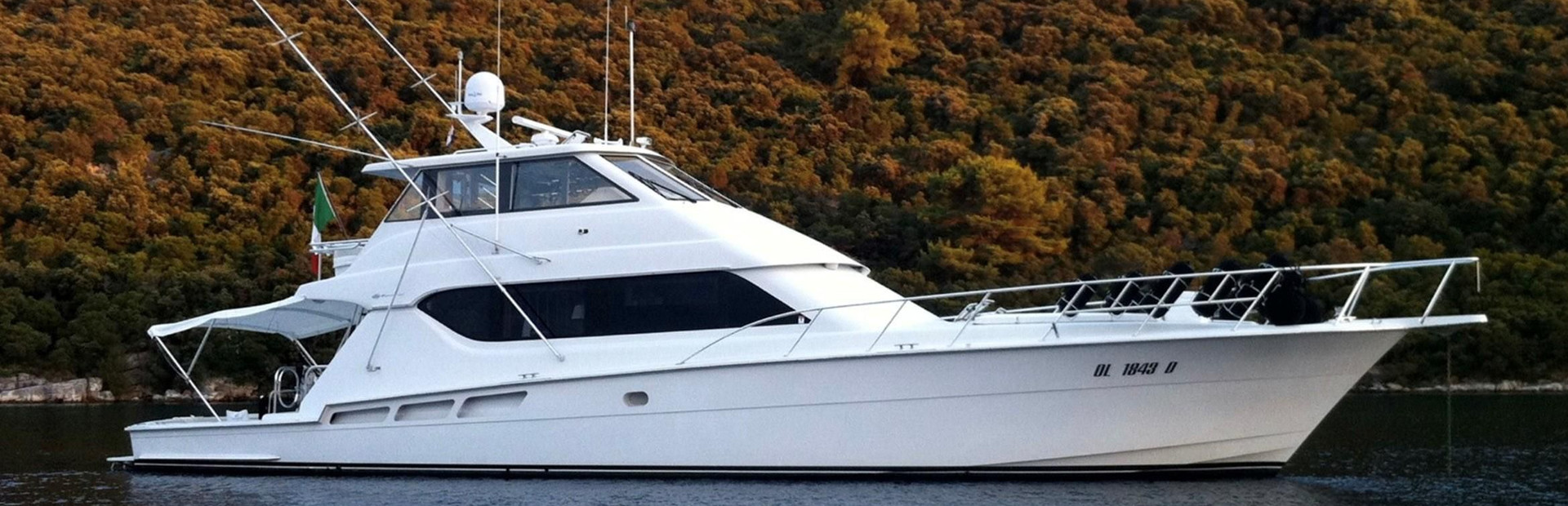 Hatteras 70 Convertible Yachts For Sale