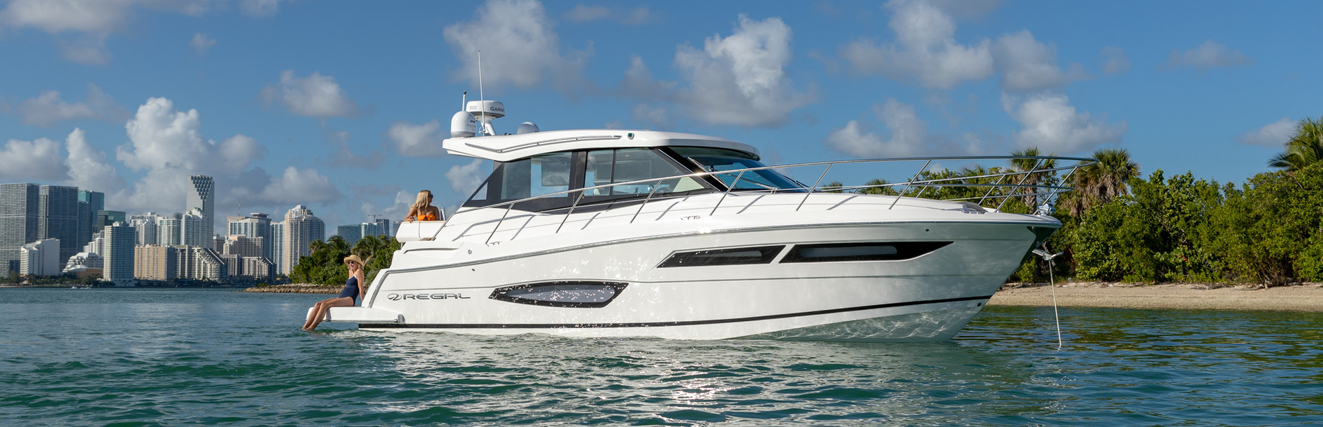 Regal 38 Grande Coupe 